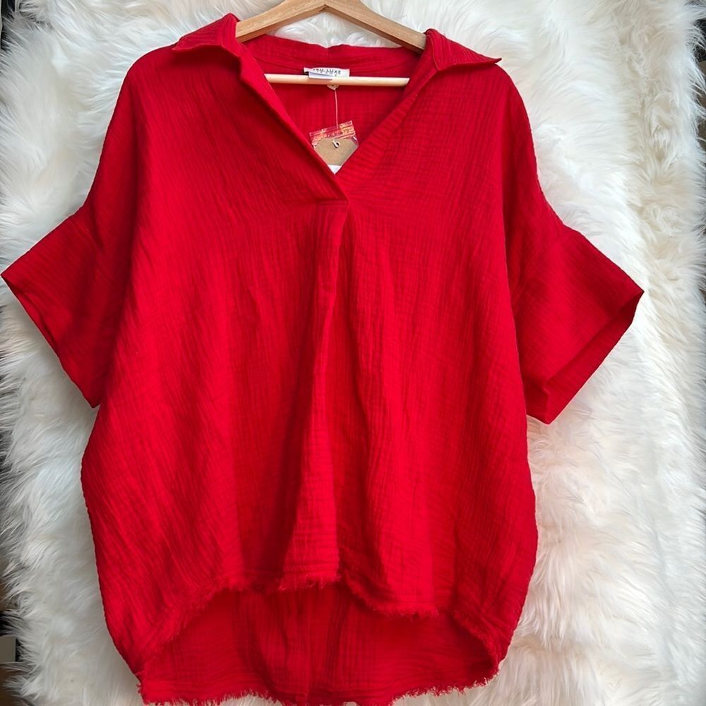NWT Tru Luxe Jeans gauzy red top